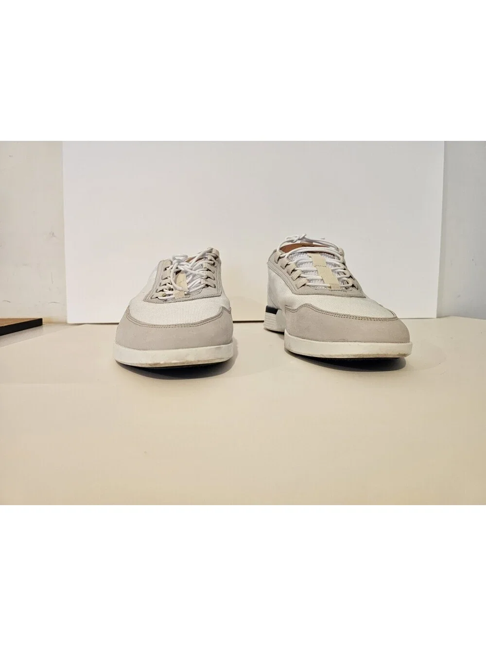 Mens Wolf and Shepherd Size 14